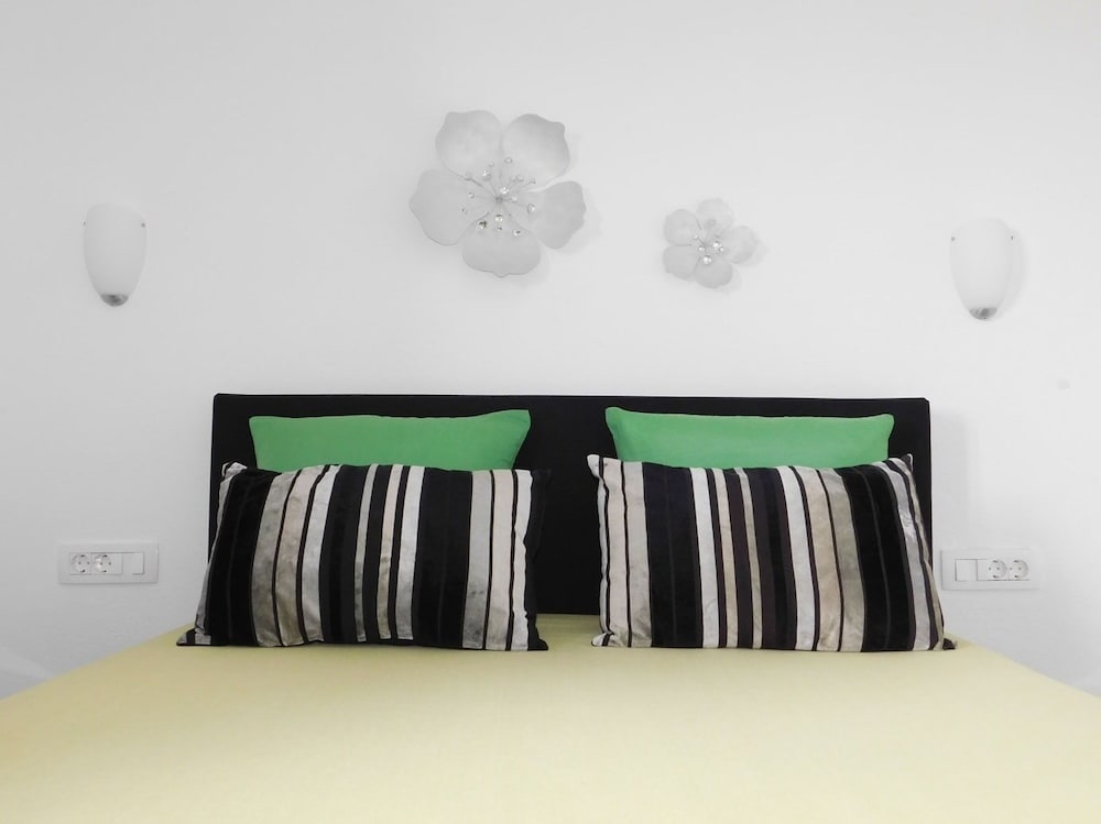 Apartment (Coloured - apartments on island - A2 ) photo 3