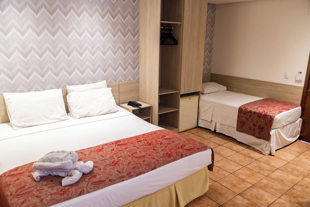 Standard Triple Room - Photo 1