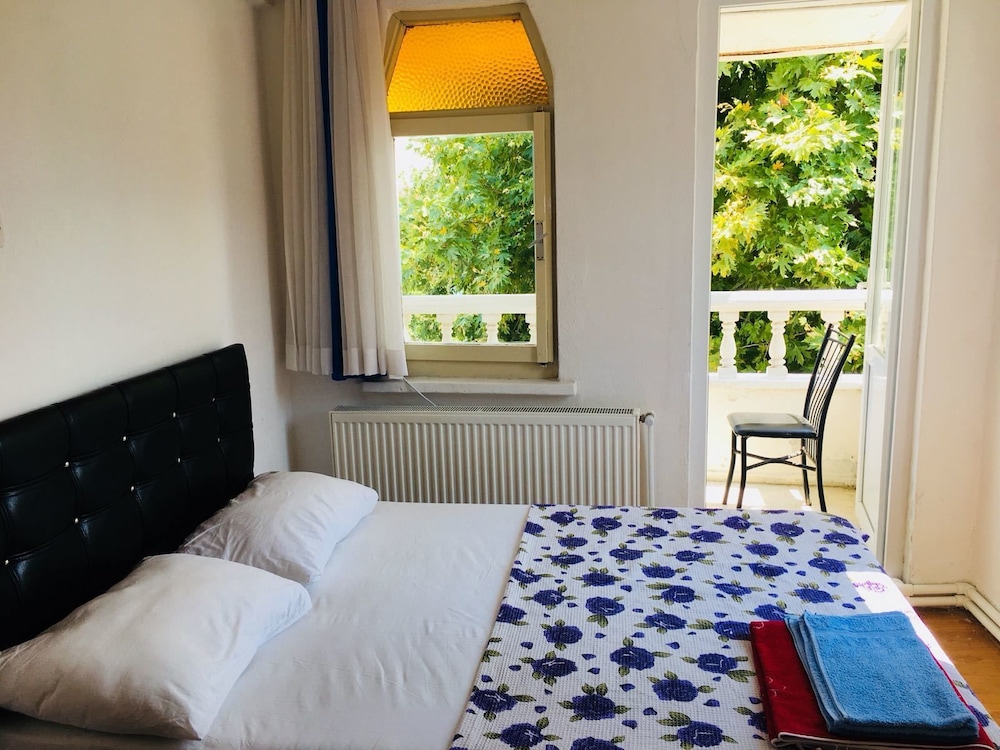 Standard Double Room Single Use photo 1