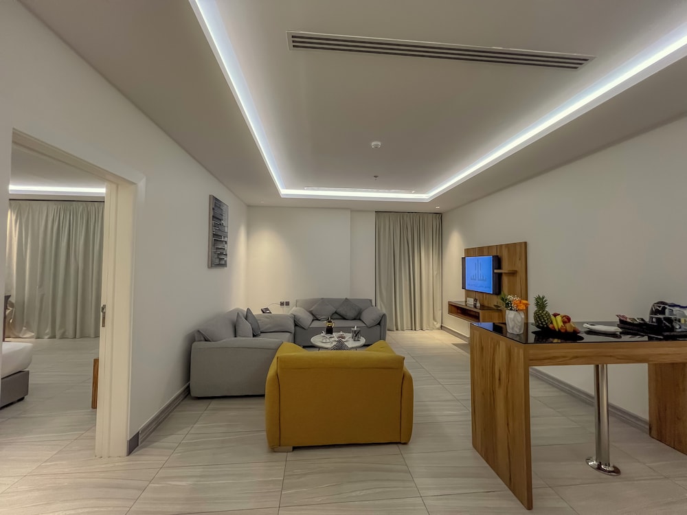 Family Suite, 2 Bedrooms - Photo 7