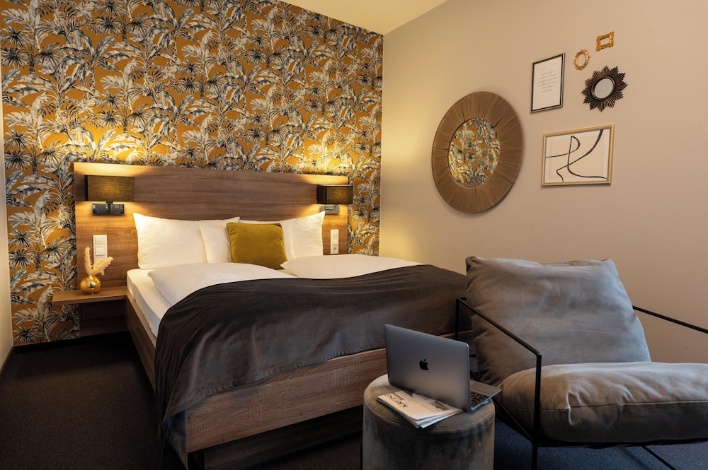 Deluxe Double Room, Non Smoking - Photo 1