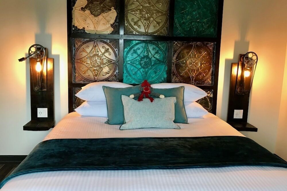 Room 14: Standard King, Street View photo 1