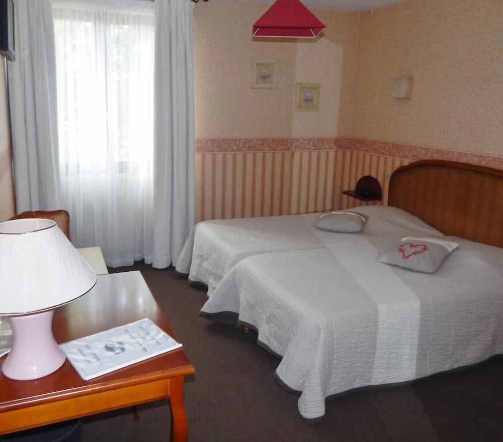 Double or Twin Room photo 2