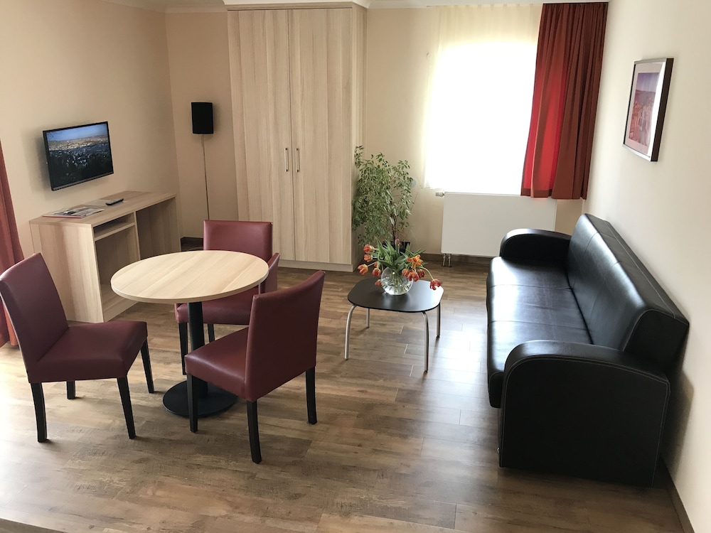 Family Apartment, Balcony photo 1