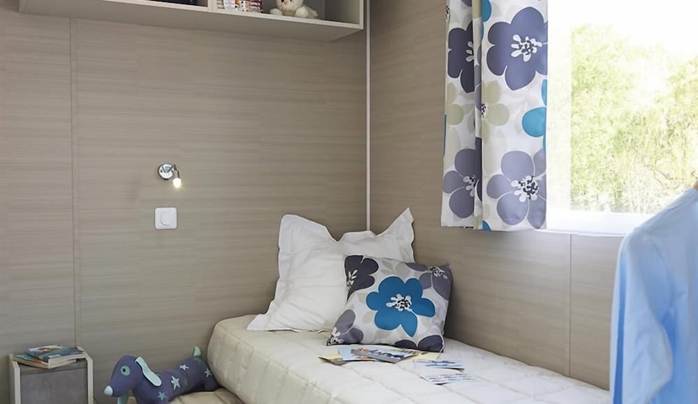 Mobile Home, 4 Bedrooms (Confort +)