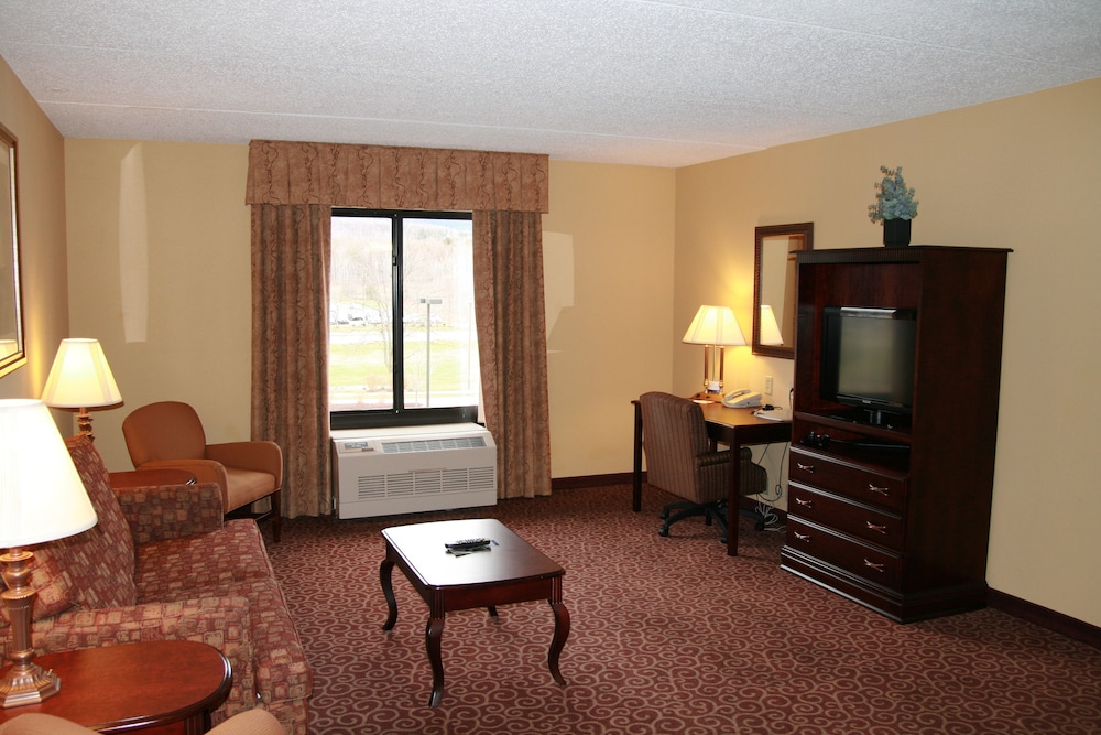 Room - Photo 5