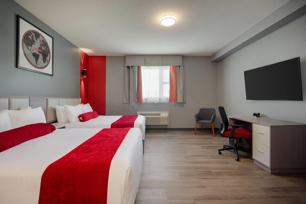 Room, 2 Queen Beds, Non Smoking, Kitchenette - Photo 2