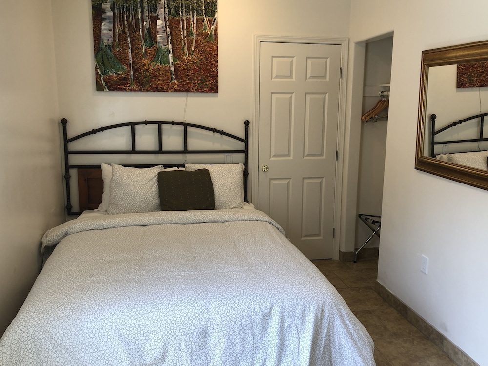 Room, 1 Queen Bed, Accessible, Ground Floor (Queen King ADA) - Photo 4