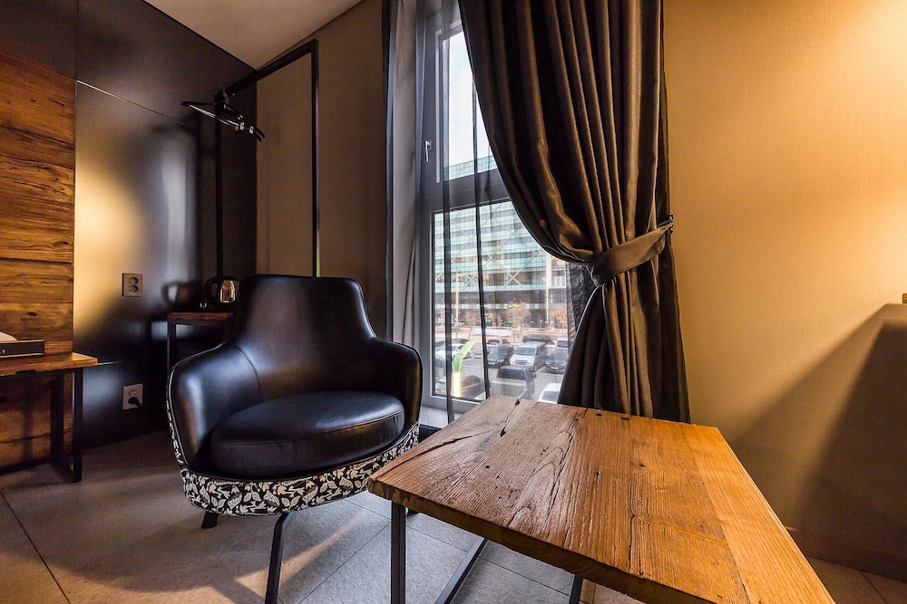 Luxury Double Room, 1 Queen Bed photo 3