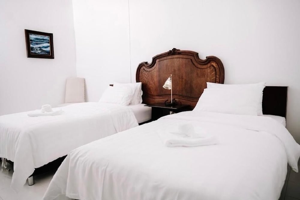 Room Twin Bed Standard