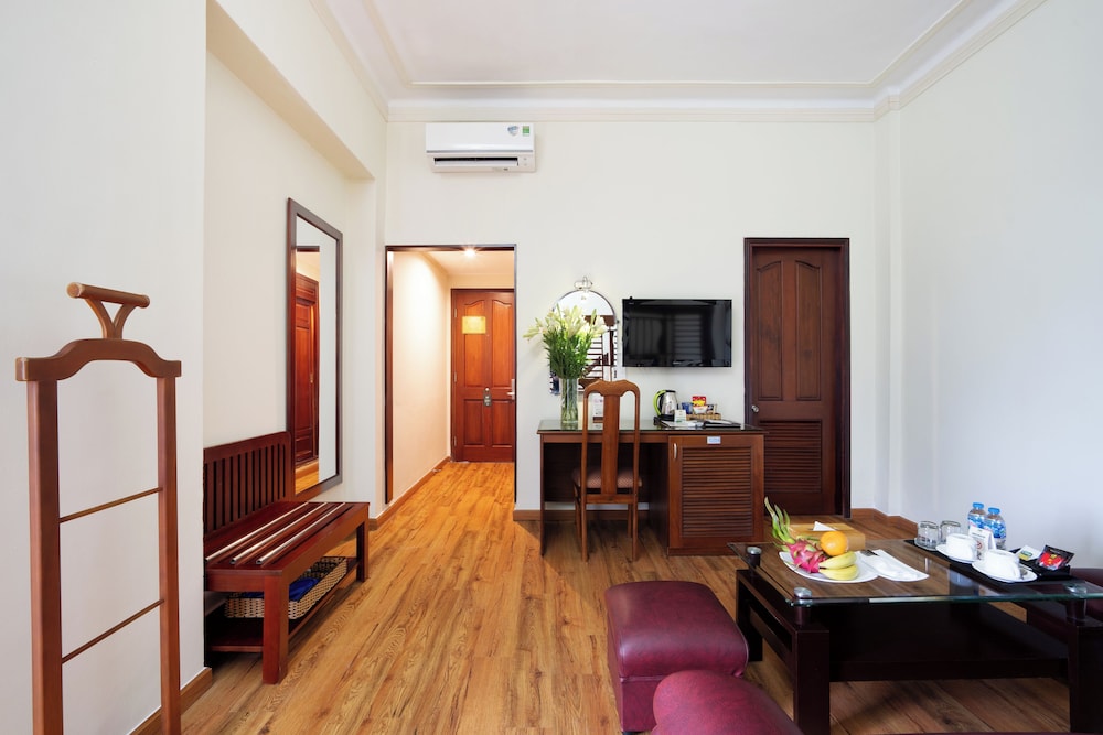 Luxury Room, City View photo 3