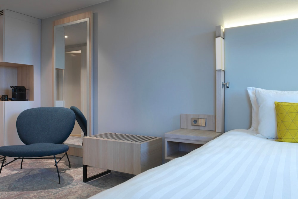 Executive Room (Jangle)