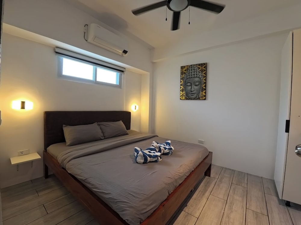 Deluxe Apartment, Balcony, Sea View photo 3