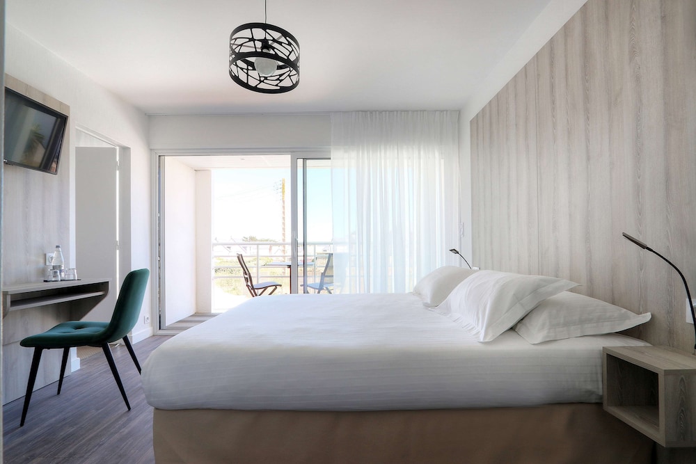 Classic Room, 1 Queen Bed, Non Smoking - Photo 1