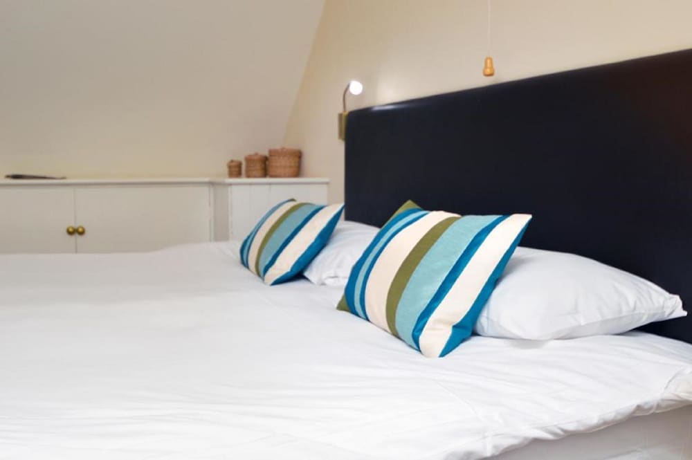 Standard Twin Room photo 2