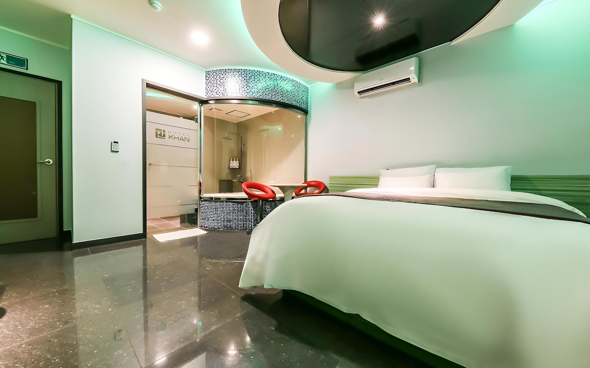 Room (Special Room)