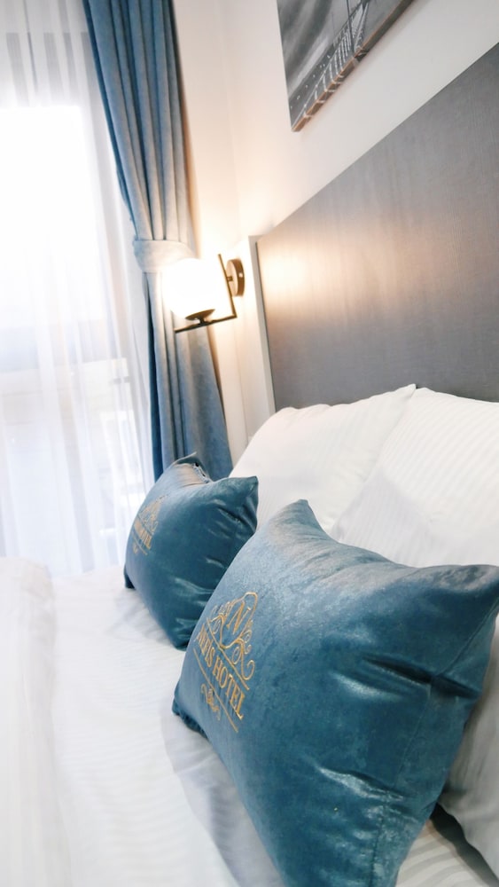 Basic Double Room, Balcony - Photo 3