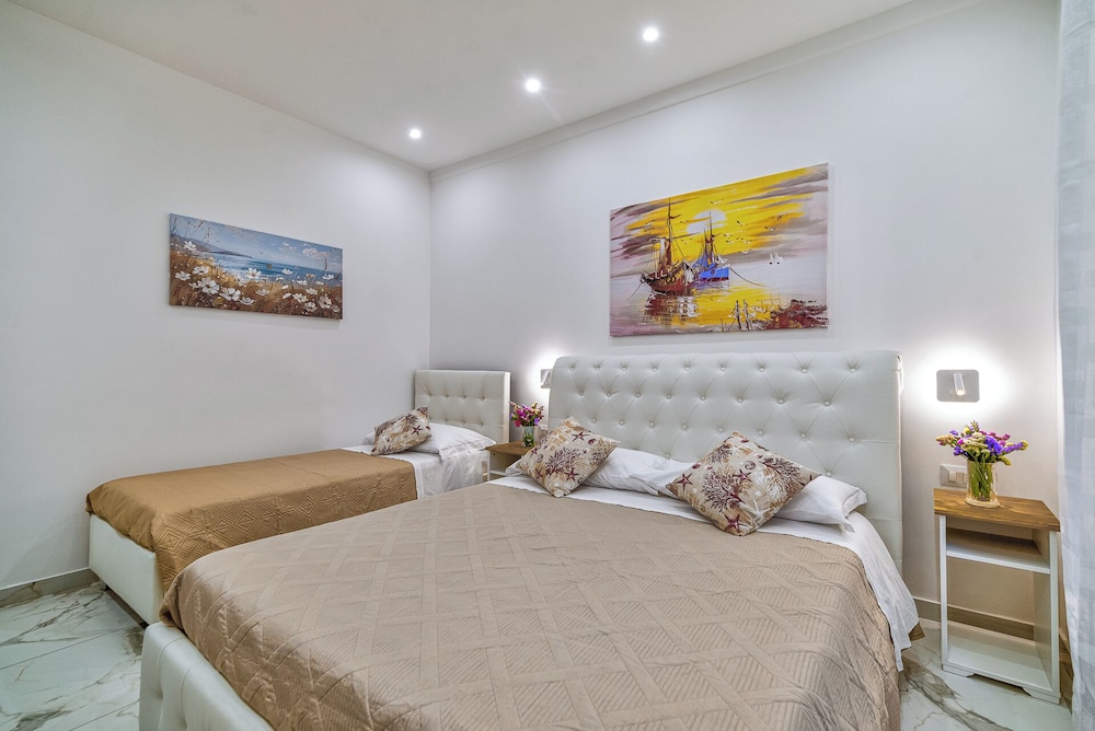 Deluxe Triple Room photo 2