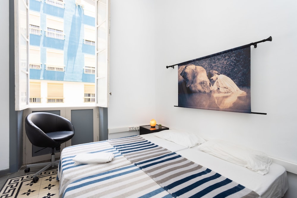 Habitación Doble Básica o con Dos Camas
