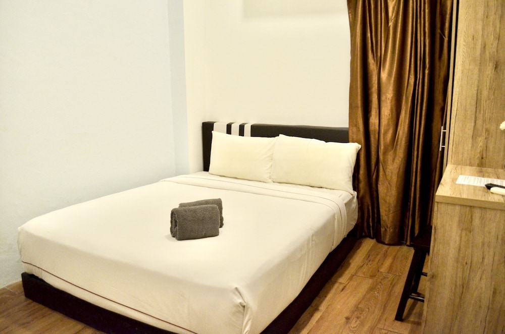 Superior Double Or Twin Room, Shared Bathroom