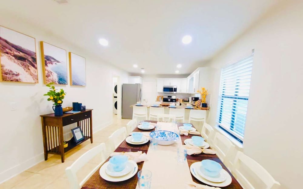 Stilfull 4BD Jacuzzi - 4 Min Til Strand Panama City, Bilde 11