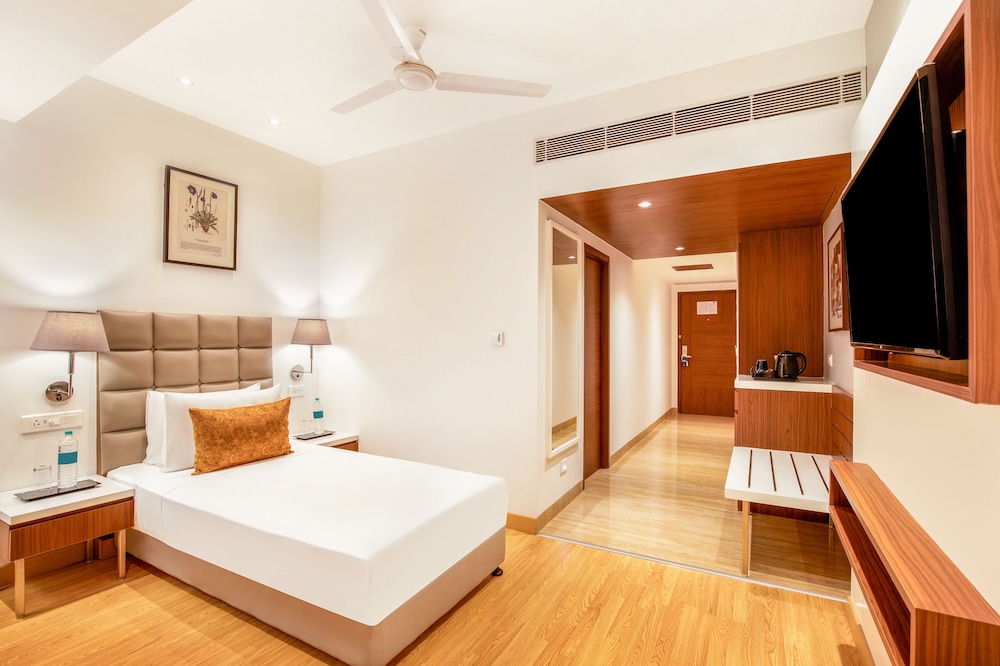 Premium Single Bed Room With View photo 1