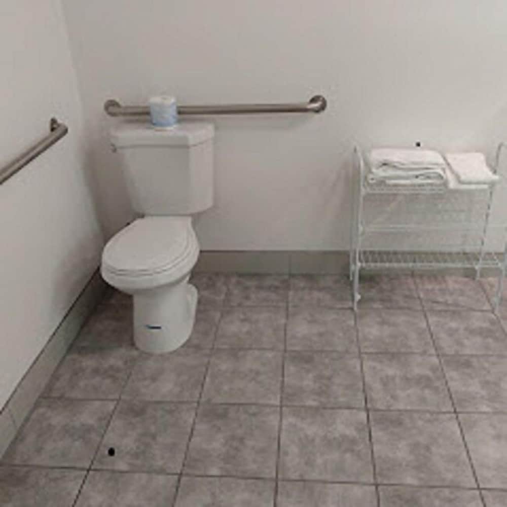 Quadruple Room, Accessible photo 2
