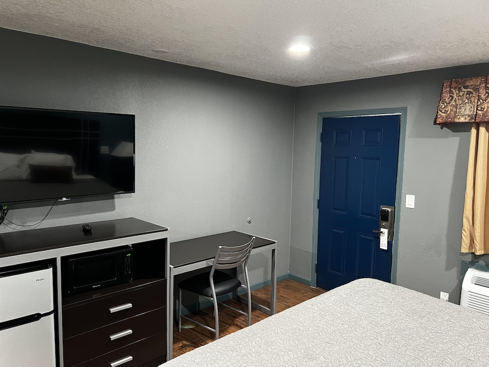 Standard Room photo 3