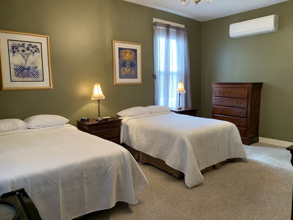 Traditional Double or Twin Room (Room#1) photo 1