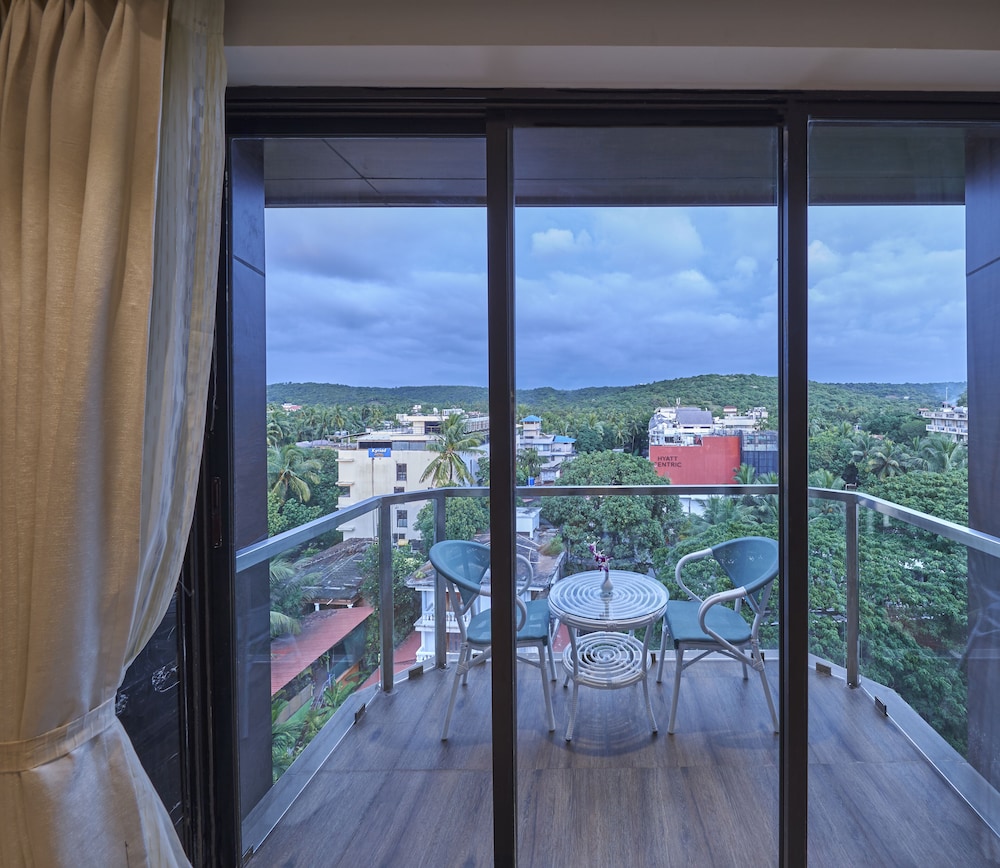 Club Double Room - Photo 11