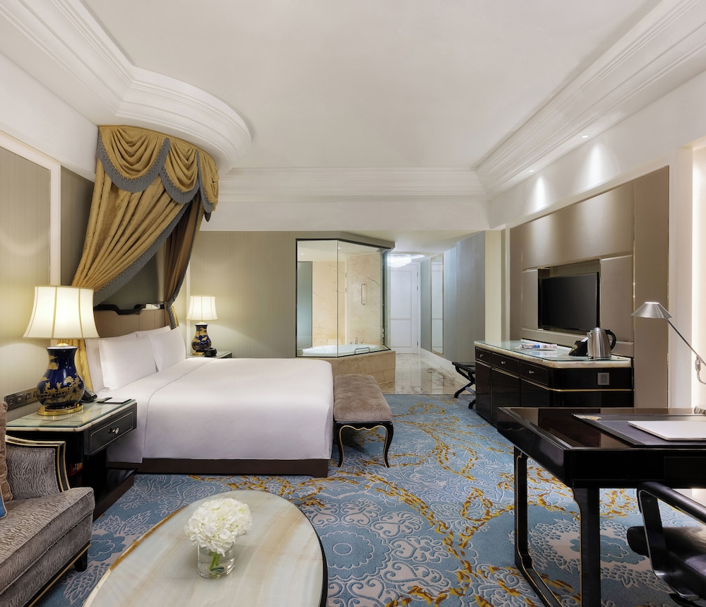 Suite, 1 Bedroom (High Floor)