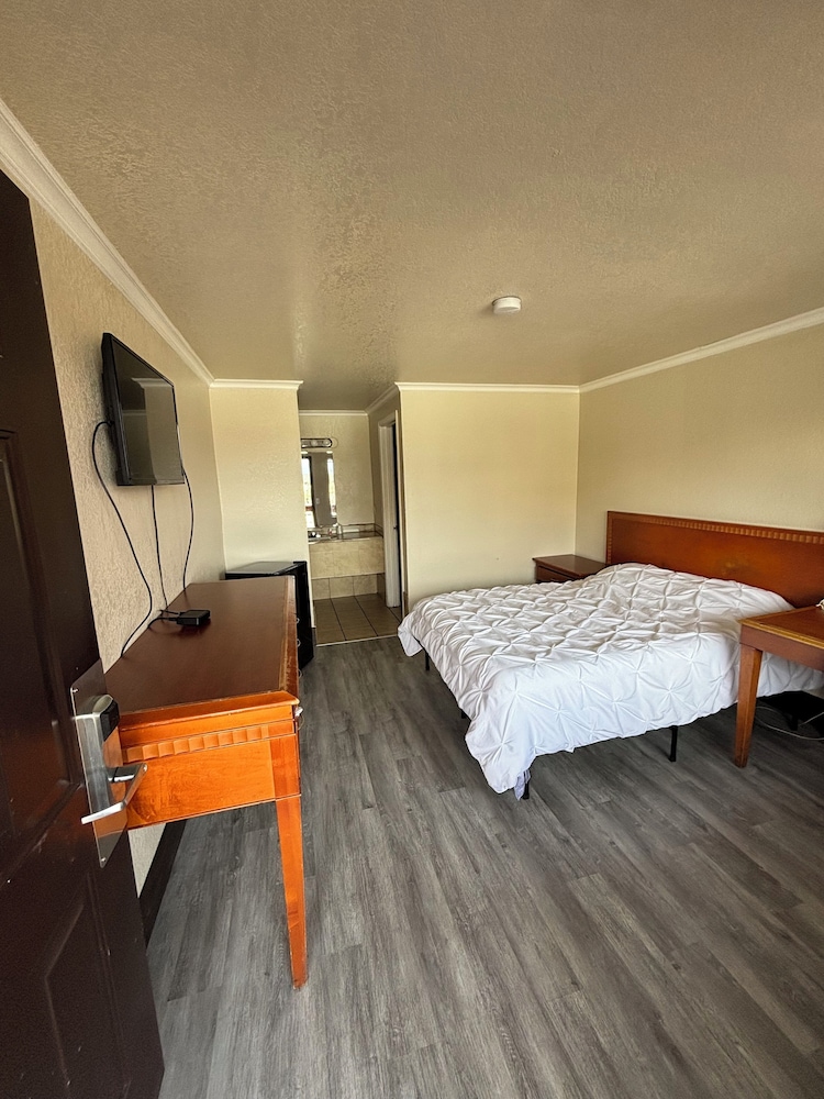 Room, 1 Queen Bed, Smoking