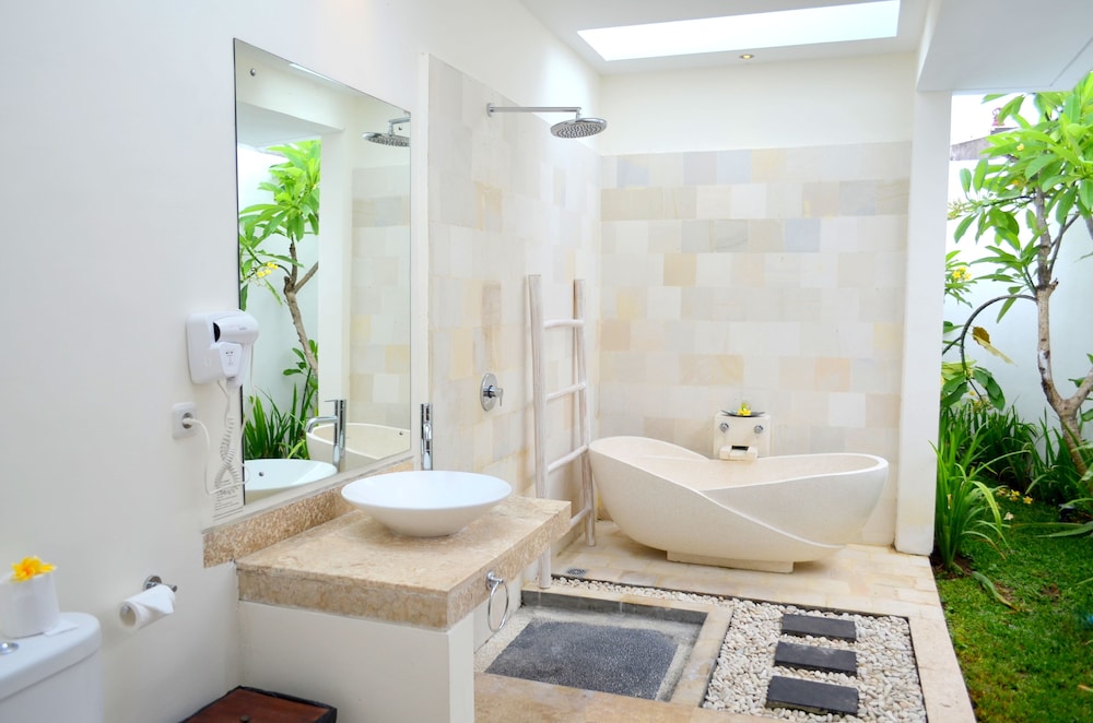Villa, 2 Bedrooms, Private Pool - Photo 12