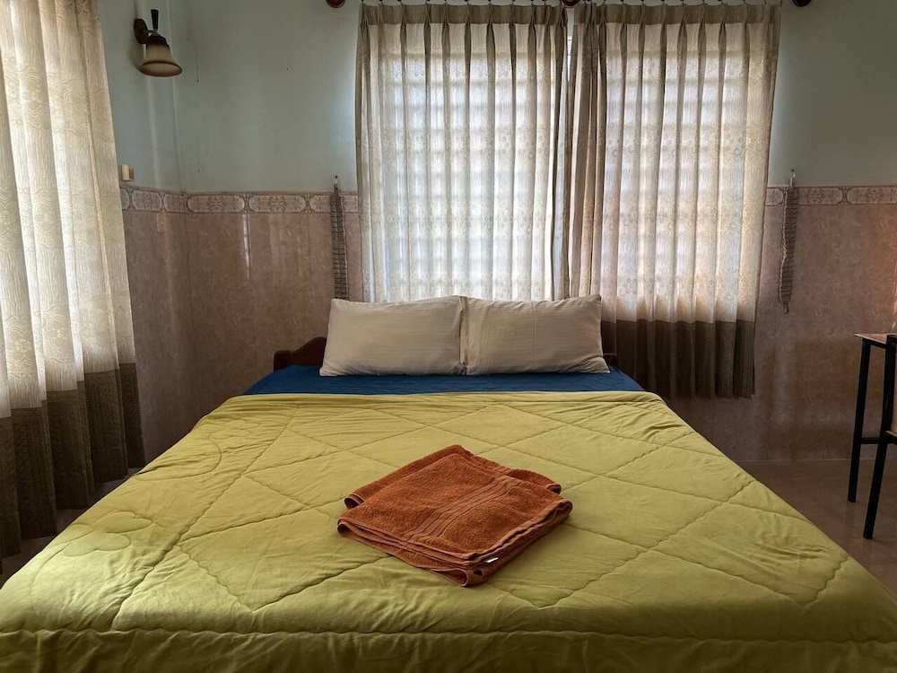 Deluxe Double Room, Garden View