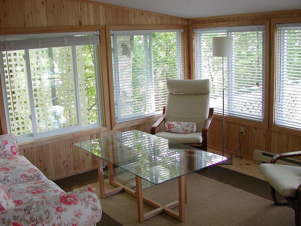 Cottage, 2 Bedrooms, Kitchen photo 2