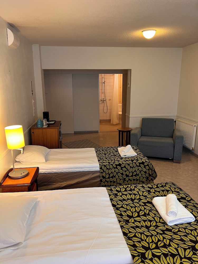 Family Quadruple Room photo 2