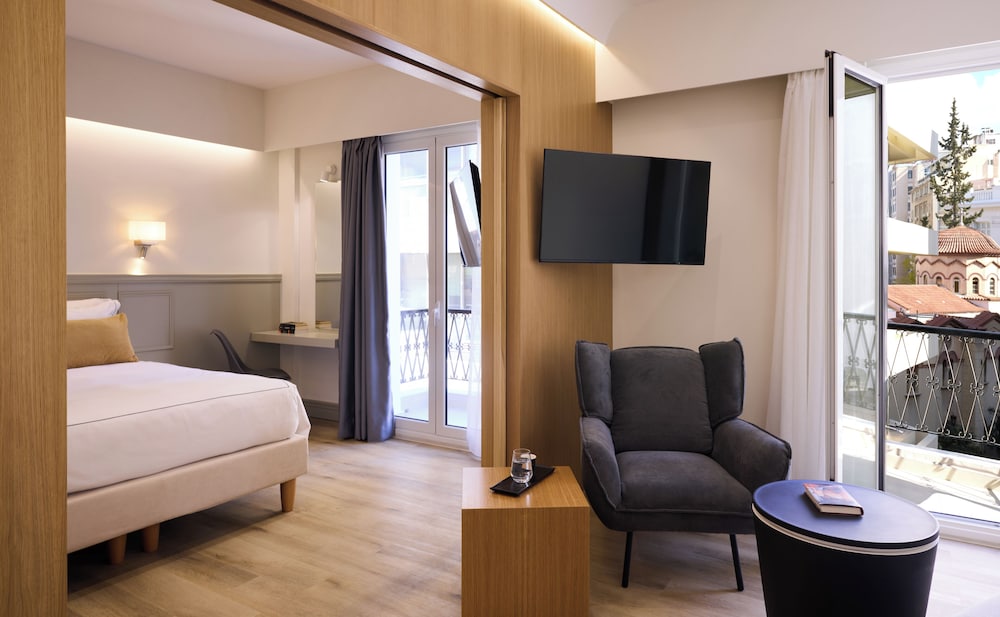 Deluxe Room, City View