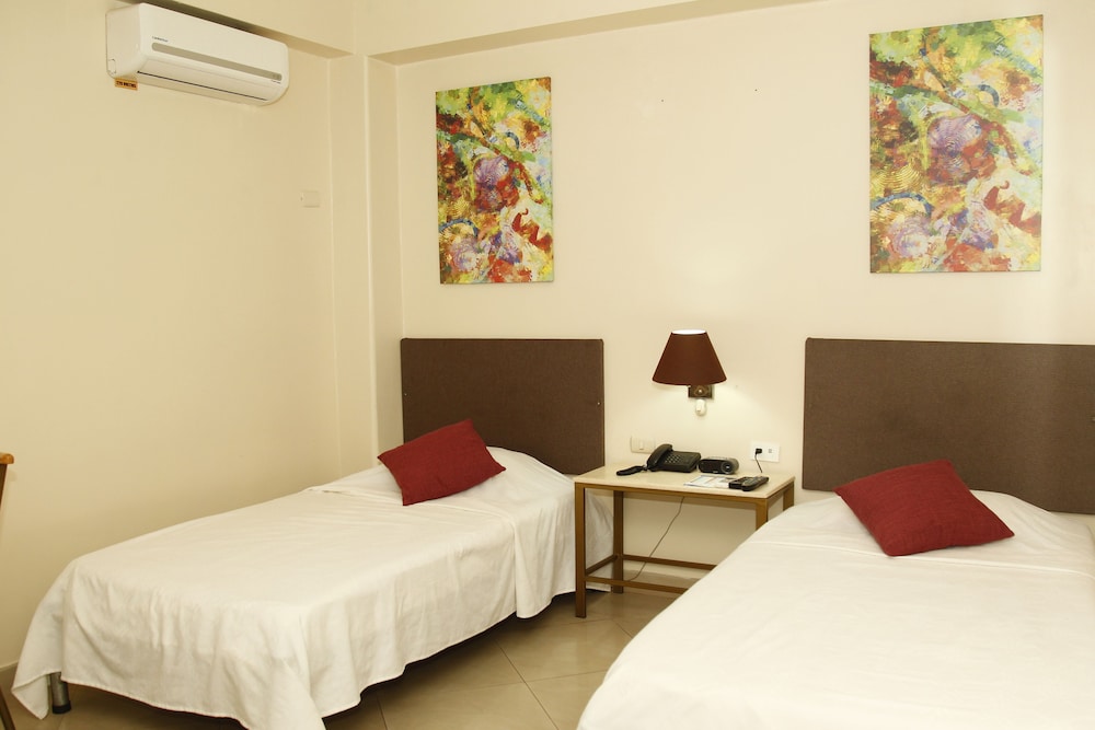 Standard Double Room photo 2