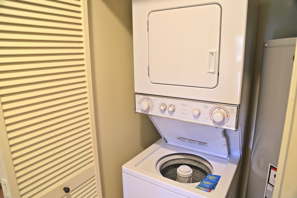 Suite, 1 Bedroom - Photo 15