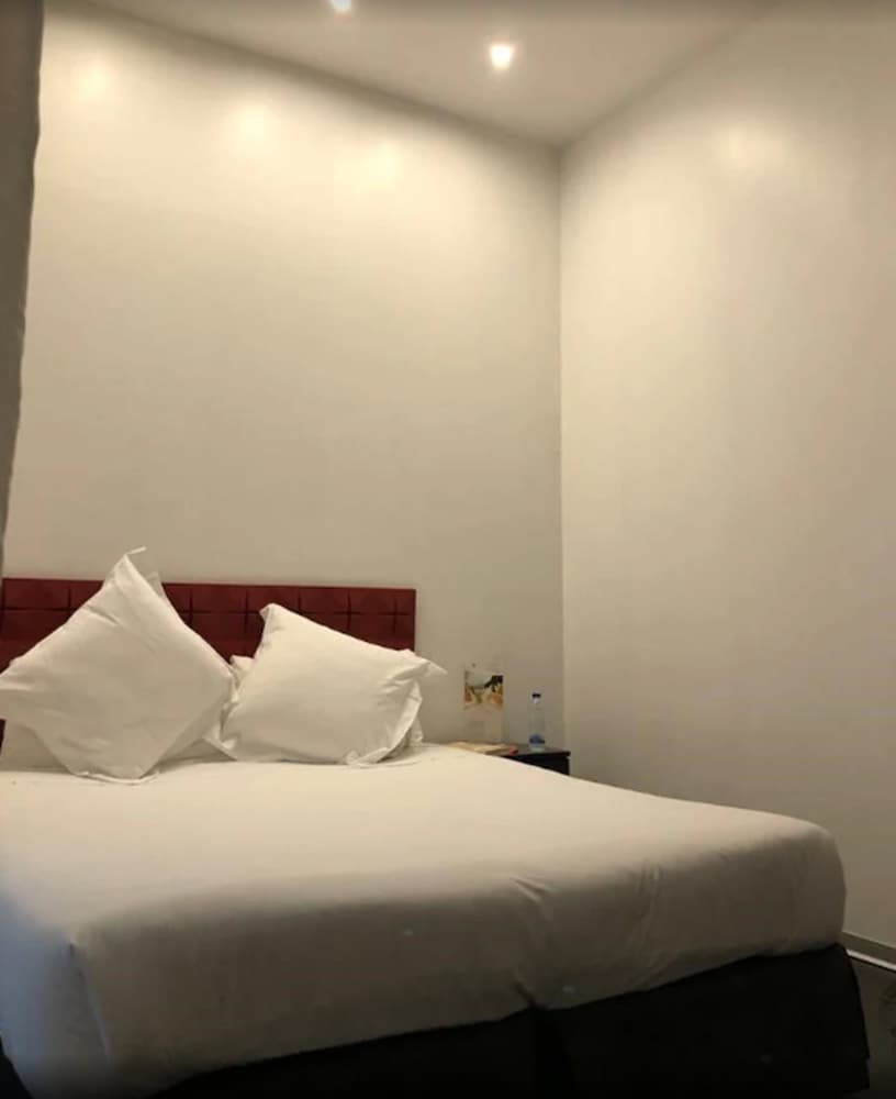 Standard Room - Photo 5