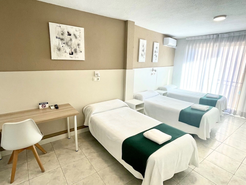 Triple Room photo 2