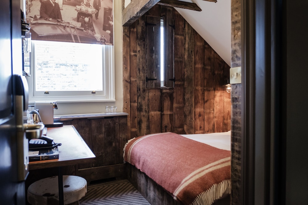 Cabin Room photo 3