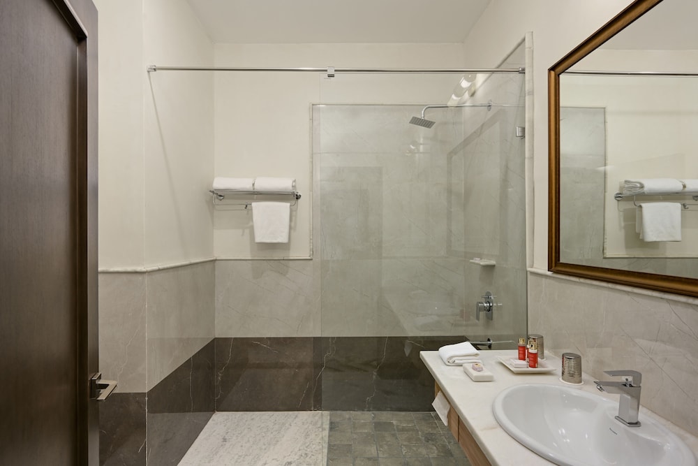 Traditional Room - Photo 2