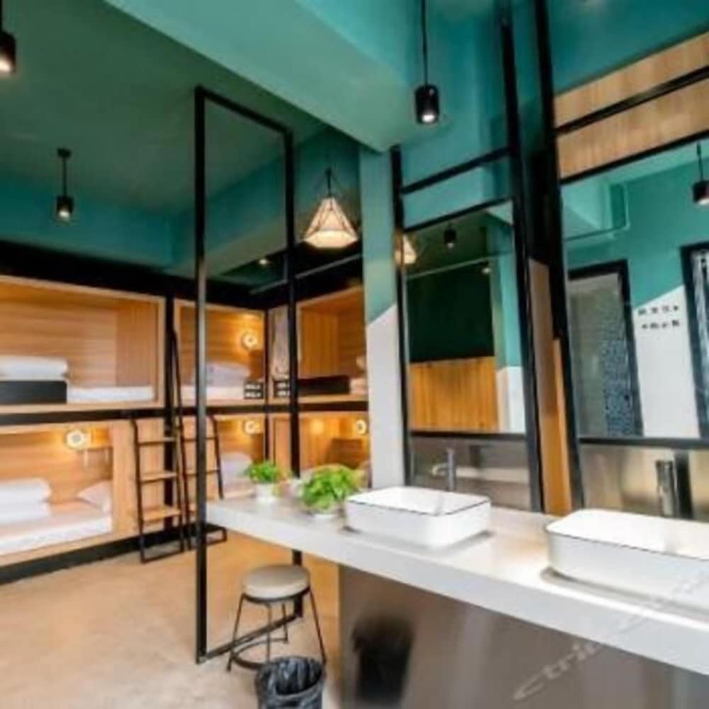 Eight people Shared Dormitory -Woman only photo 3
