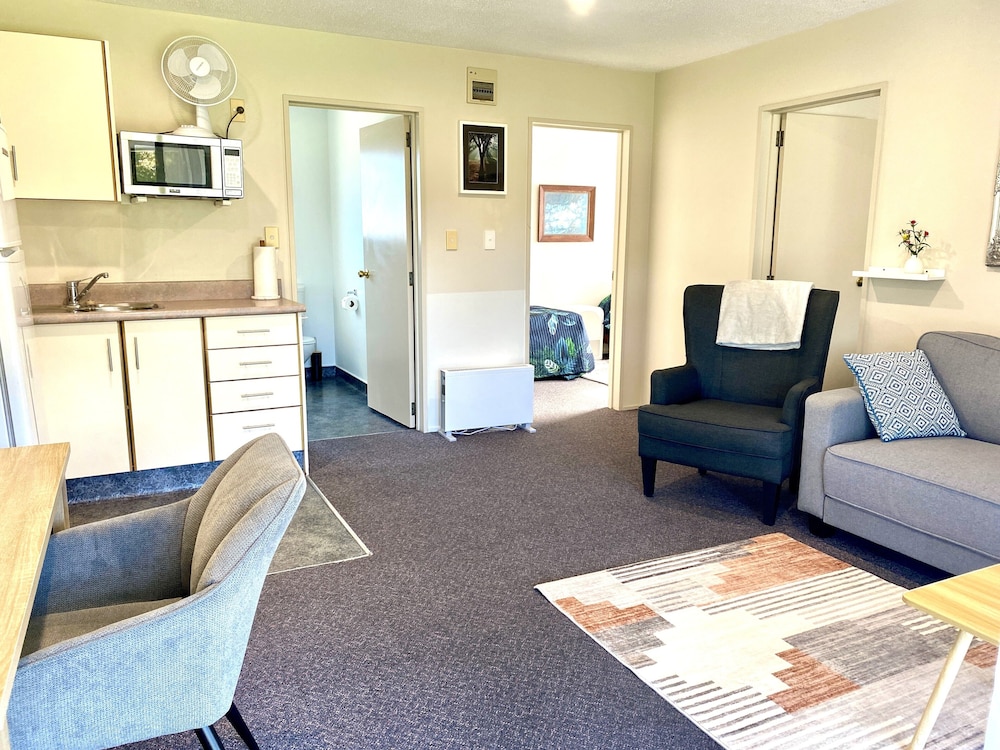Classic Apartment, 2 Bedrooms, Non Smoking, Park View photo 1