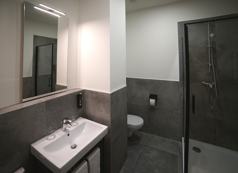 Family Apartment - Photo 8