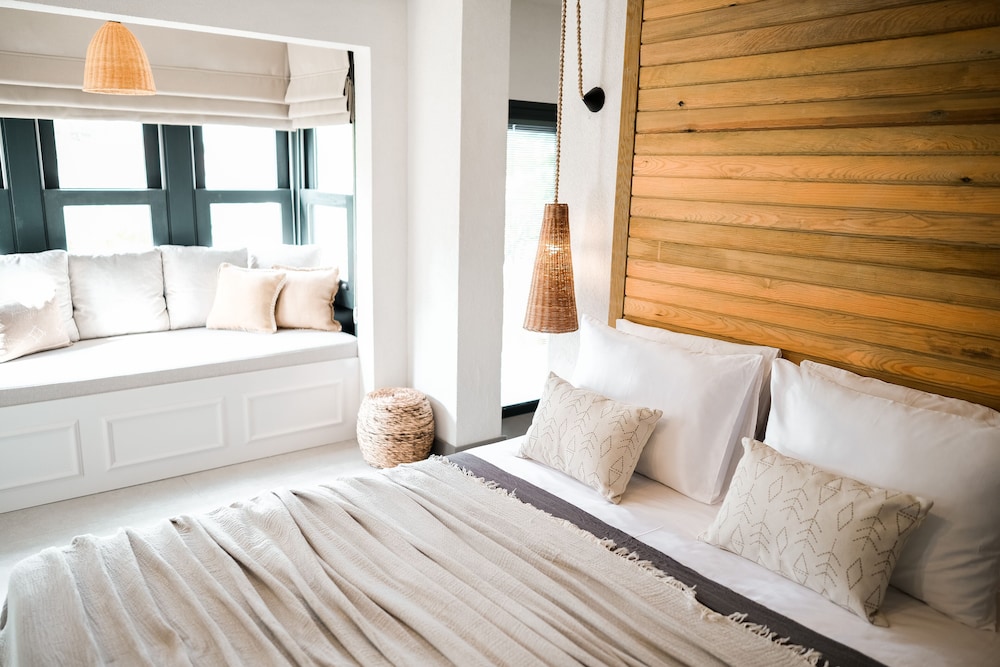 Comfort Triple Room, Pool View