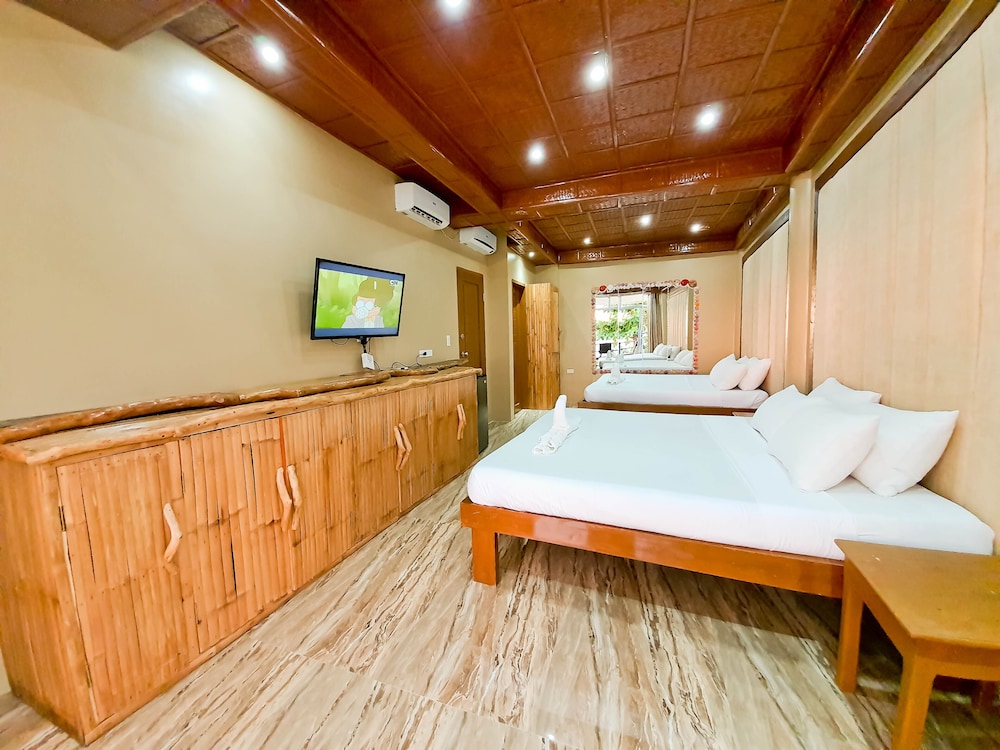 Superior Quadruple Room, 1 Bedroom, Ocean View photo 3