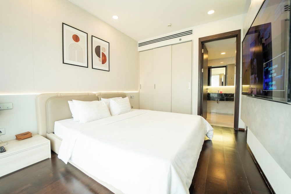 City Apartment photo 2