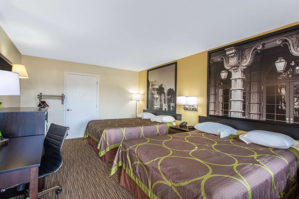 Room, Accessible - Photo 1